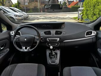 Renault Grand Scénic 1.5 dCi Navi 7 míst ALU kola Rok 2014 - 13