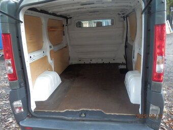 Renault Trafic 2,0dci 84 kw L1H1-,tažné zařízení.r.v. 2013 - 13