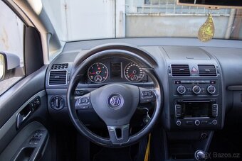 Volkswagen Touran 1.6 TDI 7 miestny - 13