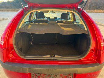 Citroen C4 1.4 r.v. 2006 Nová STK - 13