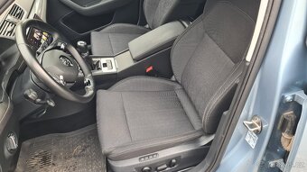 ŠKODA SUPERB 3 - 2,0TDi Style 110kW Manuál. - 13