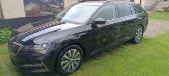 Skoda Superb Combi iV 1.4 TSI hybrid rok výroby 2022 - 13