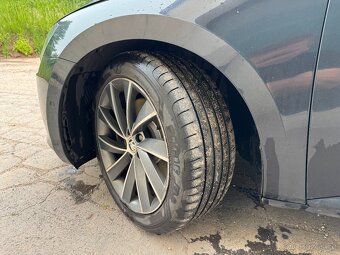 Škoda Superb 3 2.0 TSi 206 KW 4x4 , odpočet DPH - 13