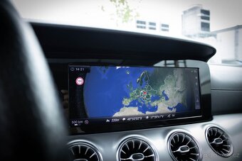 Mercedes-Benz E trieda Kupé 200 A/T 9g / AJ NA SPLÁTKY / - 13