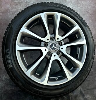 Zimni top sada Mercedes Třídy E 245/45/18 a 275/40/18 - 13