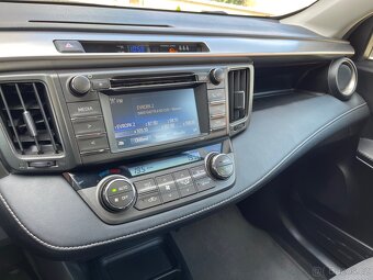 Toyota Rav4 2015,2.0D4D 2WD,Tažné,BEZ KOROZE - 13