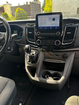 Ford Tourneo Custom 2.0ECOBlue Hybrid 95kW, RV 2022, 8. Míst - 13