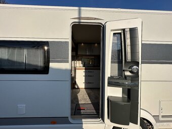 Hobby 515 UHK De Luxe - 7-miest,Mover, Markiza, Klima, Solar - 13