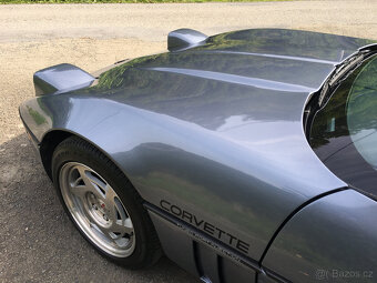 Chevrolet Corvette 1990 - 13