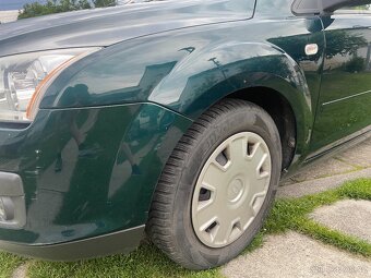 Ford Focus 1.6 benzín - 13