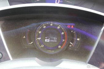 Honda Civic 1.4i, 138 tis. km, bez koroze - 13