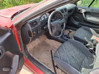 Opel Calibra 2.0 i 16v 110kw/150ps - 13