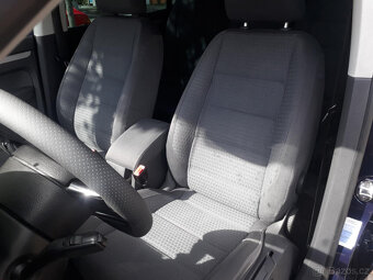 Volkswagen Touran 7 místný,2.0.16V - 13