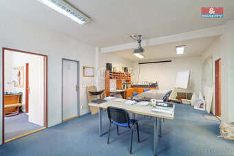 Prodej výrobního objektu, 2100 m², K. Vary, ul. Sokolovská - 13