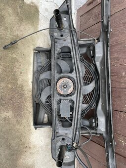 Díly bmw 330d e46 - 13