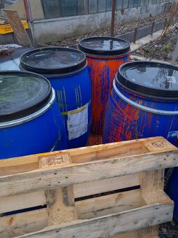 Sudy /přepravky/kanystry - 13