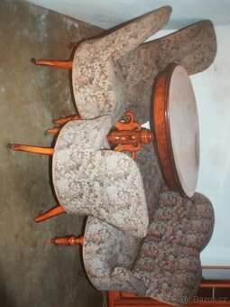 Starožitný nábytek - 13