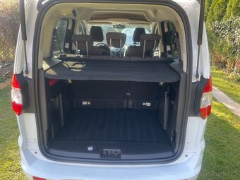 Ford Turneo Courier - 13