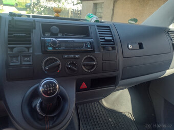 VW T5 1,9TDI 77kw Caravella 9-míst - 13