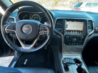 Jeep Grand Cherokee 3.0 V6 Overland Panorama Měchy - 13