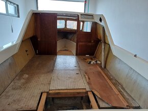 SLEVA Ancas Queen 24 v rozdělaném stavu Loď za cenu biminy. - 13