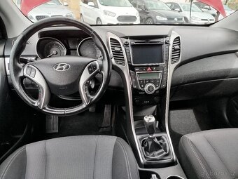 Hyundai i30 1,6 CRDi 81 kW, r.v. 12/2012, najeto 195.356km - 13