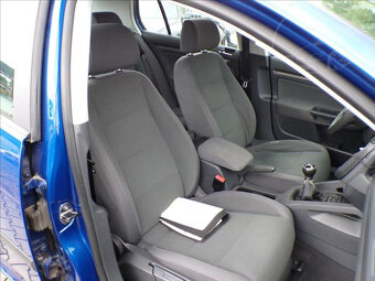 Volkswagen Golf 1,6 FSI 1.MAJITEL,COMFORT - 13