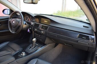 BMW Řada 3 KUPÉ 325i E92/AUTOMAT/KŮŽE/ - 13
