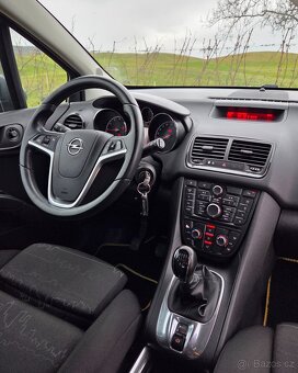 Opel Meriva 1.4 16V 88KW/120 koní R.V 07/2010 - 13
