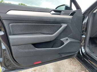 VW Passat B8 2.0Tdi 110kw Highline, ACC - 13