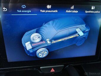 YARIS CROSS Executive Hybrid(HEV),ČR,1.M.,DPH,Pův.lakZáruka - 13
