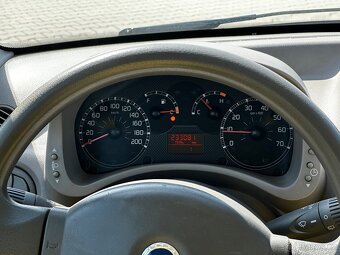 Fiat Panda 1.2 benzín 40 kW - 13