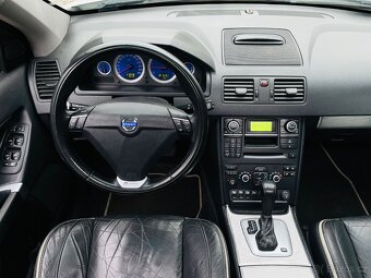 Volvo XC90 2.4 D5 147KW AUTOMAT R-DESIGN SERVISKA - 13