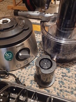 Kuchyňský robot - 13