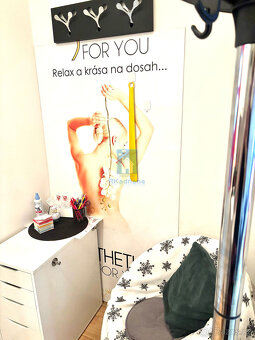 Pronájem sdílené místnosti v kosmetickém salonu Praha 5 - Sm - 13