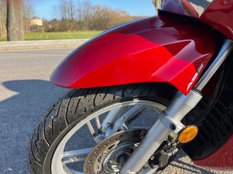 Honda SH 300 i ABS - 13