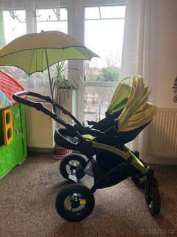 Prodáme kočárek v dobrém stavu - 13