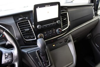 Ford Tourneo Custom L2 Titanium X z roku 2019 - 13