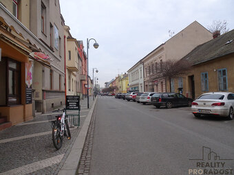 Prodej bytu 3+kk se dvěma balkony, Pardubice - centrum - 13