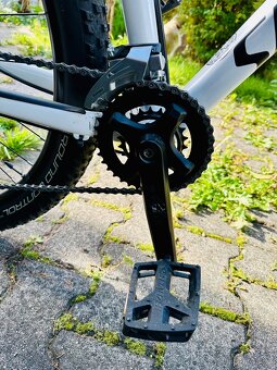 Horské kolo Specialized Rockhopper 29” S - 13