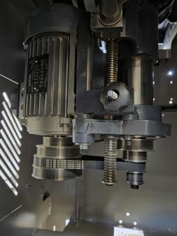 Spodná frézka Felder Hammer F3 rok 2022 ako nová - 13