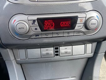 Ford Focus 1,6 i Navigace, Senzory, ALU - 13