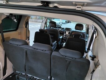Chrysler Grand Voyager 2.8CRD Automat,2011,7.Míst,Long - 13