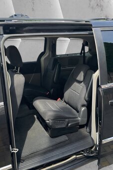 Chrysler Grand Voyager - 13