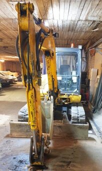 6.4t minibagr guma JCB 8052 dobré pásy - 13