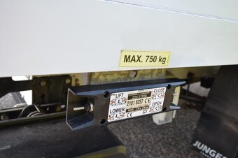 Mercedes-Benz Sprinter 316 hydr. čelo velká výbava - 13
