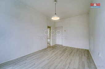 Prodej bytu 3+1, 77 m², Plzeň, ul. Částkova - 13