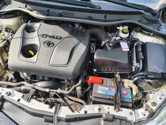 Toyota Auris 1,4 D-4D Touring Sports - 13