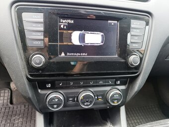 Škoda Octavia combi 2.0tdi - 13
