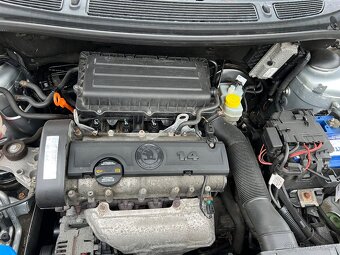 Škoda Fabia Hatchback II 1,4 16V 63 KW - 13